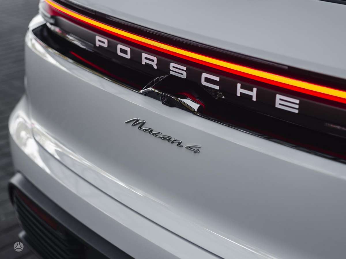 Porsche Macan, 100 kWh, visurgājējs / krosovers