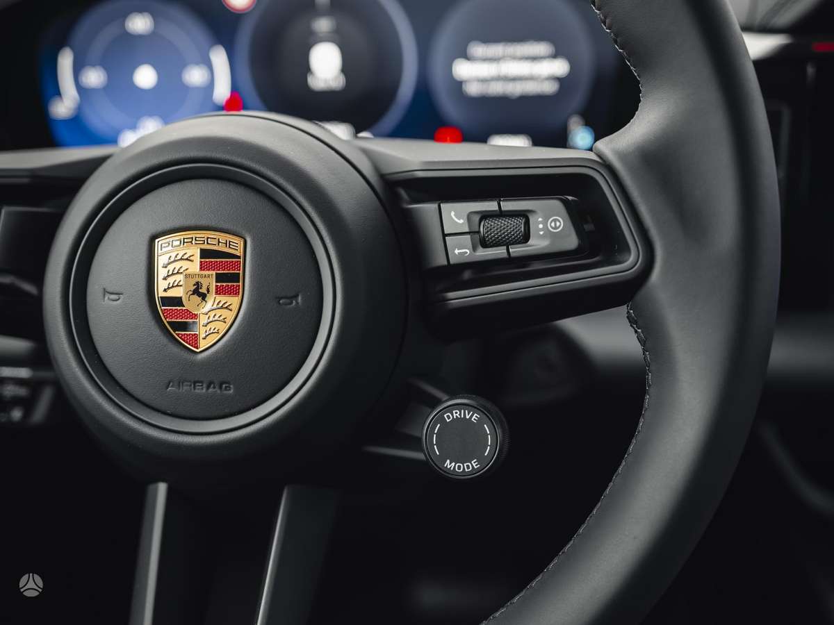 Porsche Macan, 100 kWh, visurgājējs / krosovers