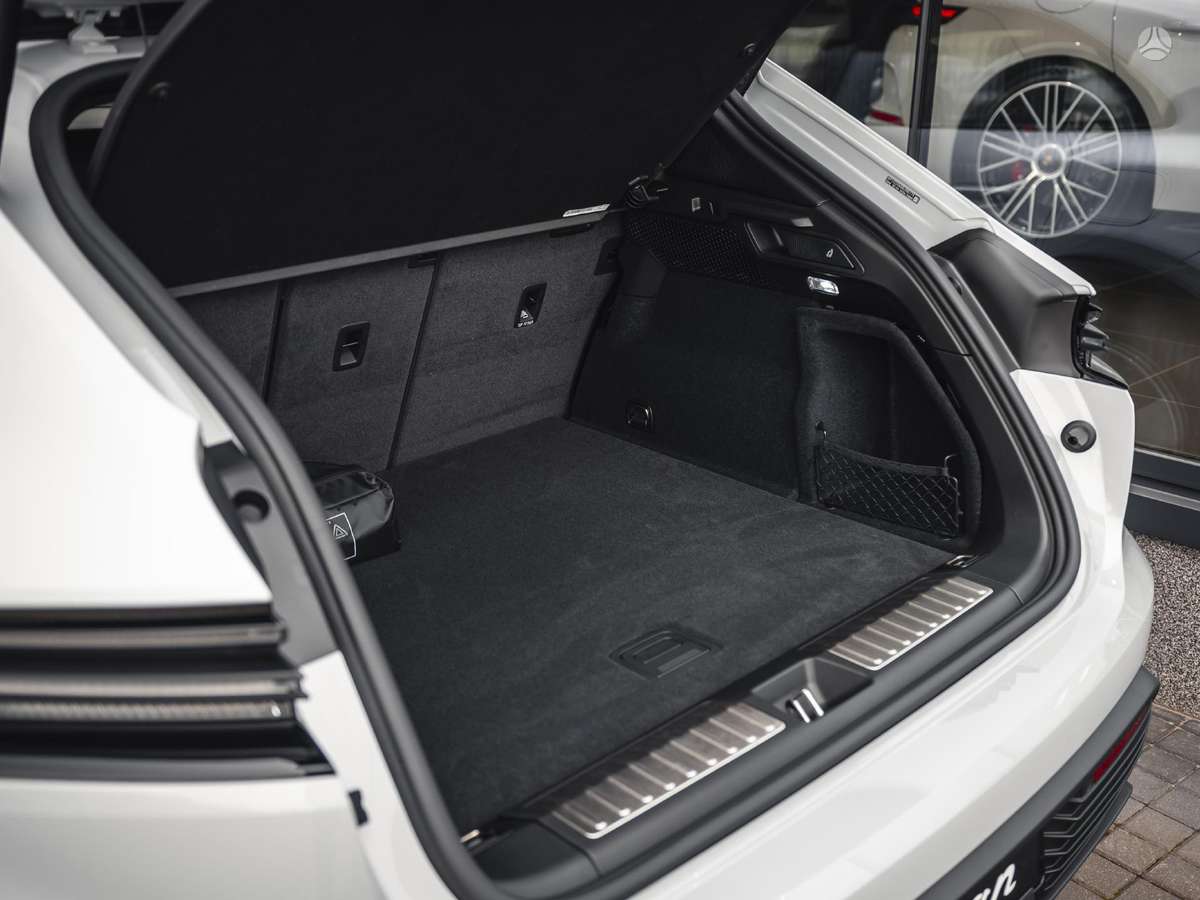 Porsche Macan, 100 kWh, visurgājējs / krosovers