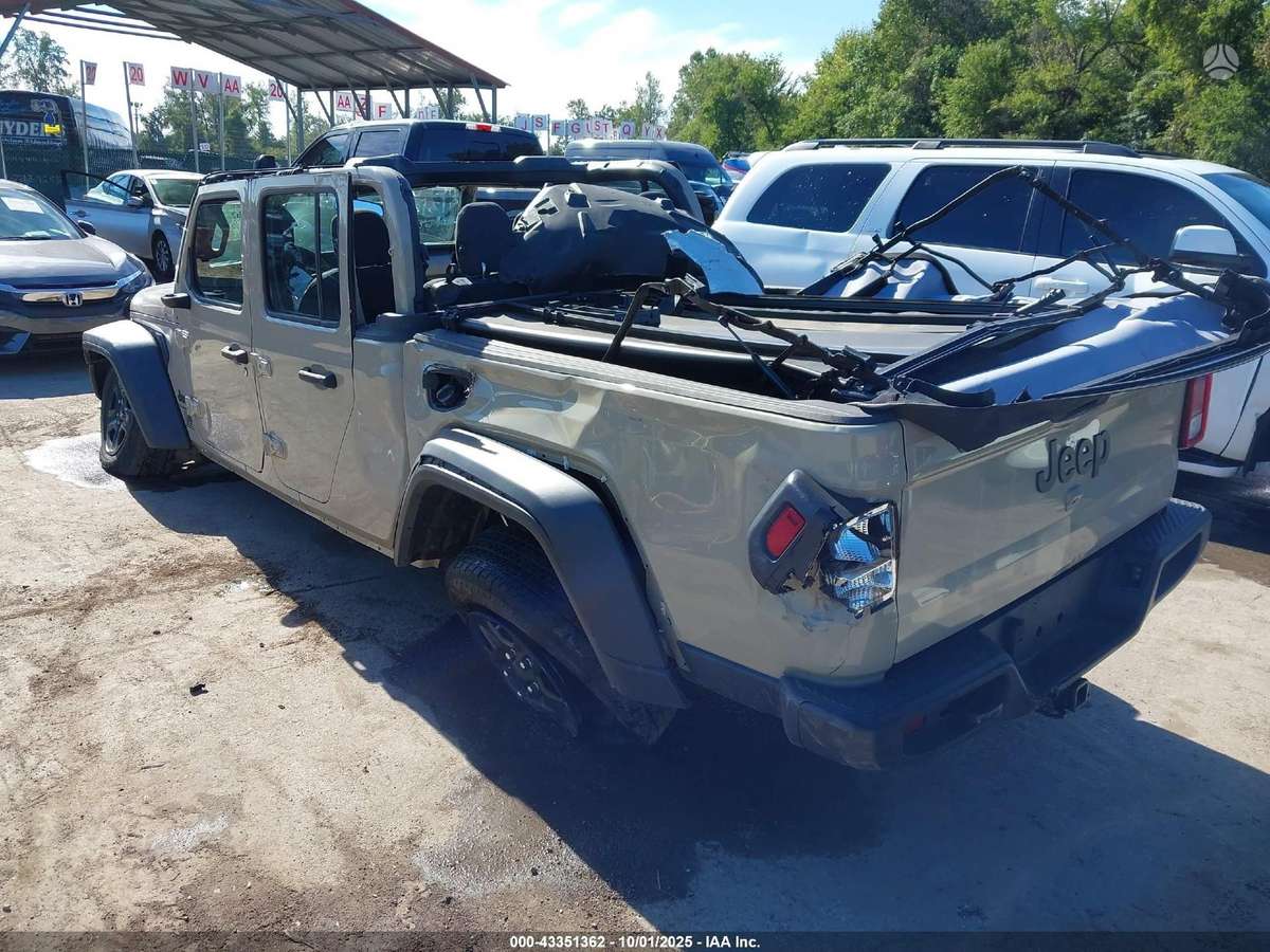 Jeep Gladiator Visa dalimis
