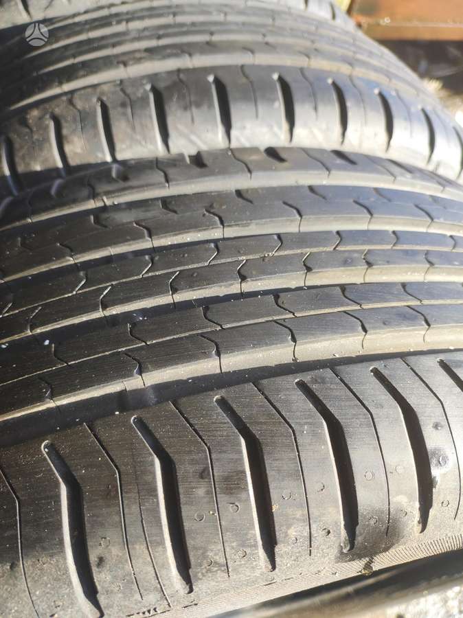 Continental, летние 215/55 R17