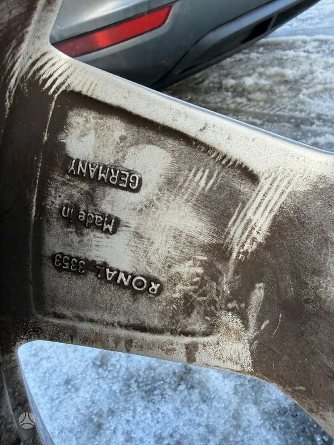 Audi Q7, lengvojo lydinio, R19