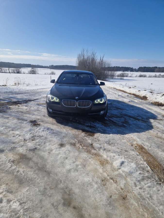 BMW 550, 4.4 l., Седан