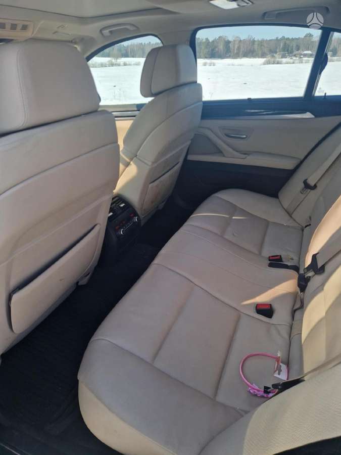 BMW 550, 4.4 l., Седан