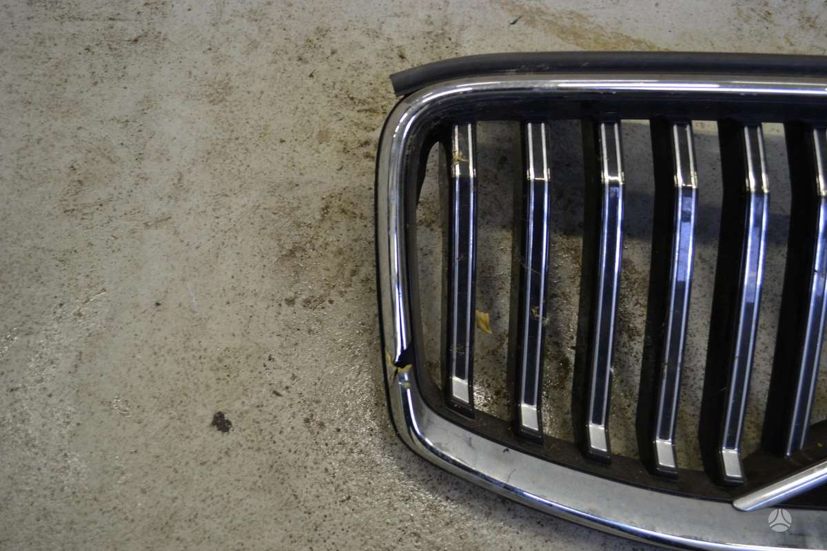 Volvo XC60 radiatora režģis