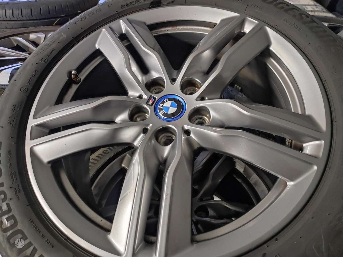 BMW, lengvojo lydinio, R18