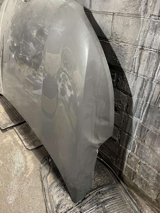 Kia Stonic hood (front, rear)