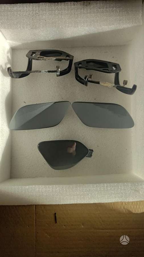 Volvo S60 bumpers, lights