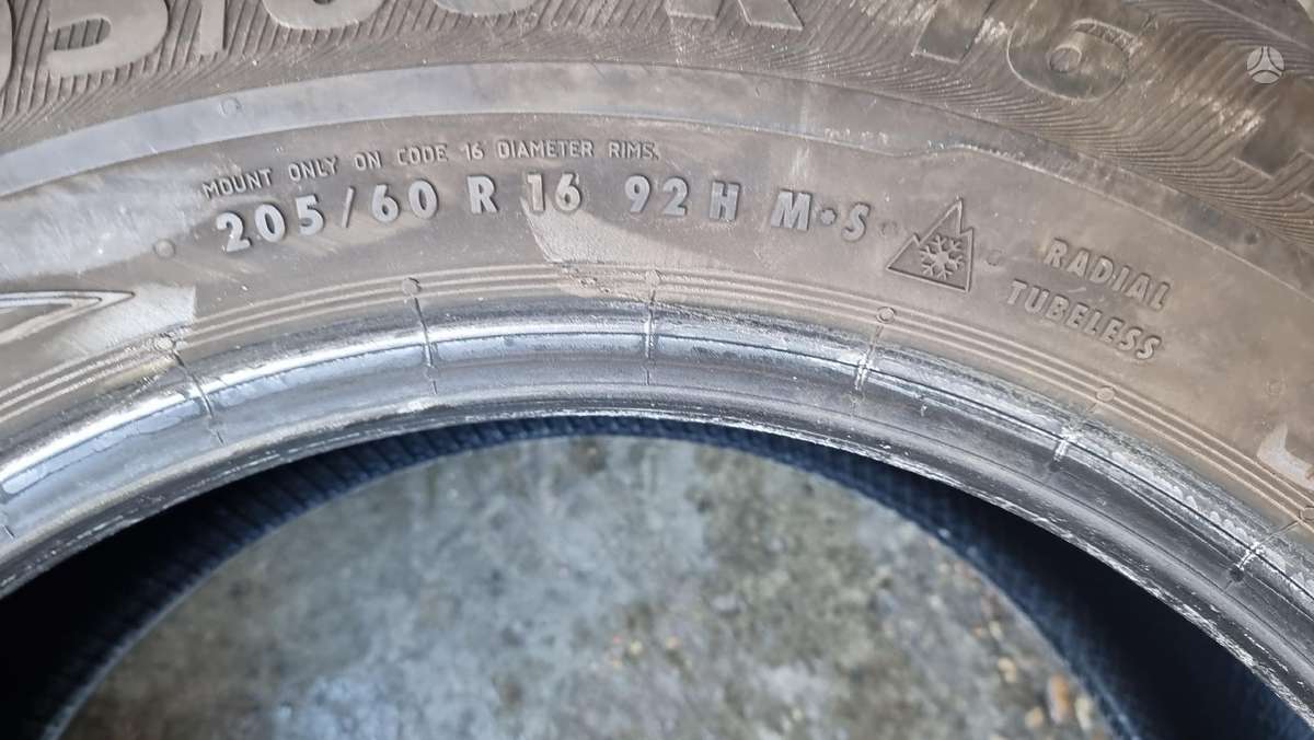 Semperit Master-Grip 2, ziemas 205/60 R16