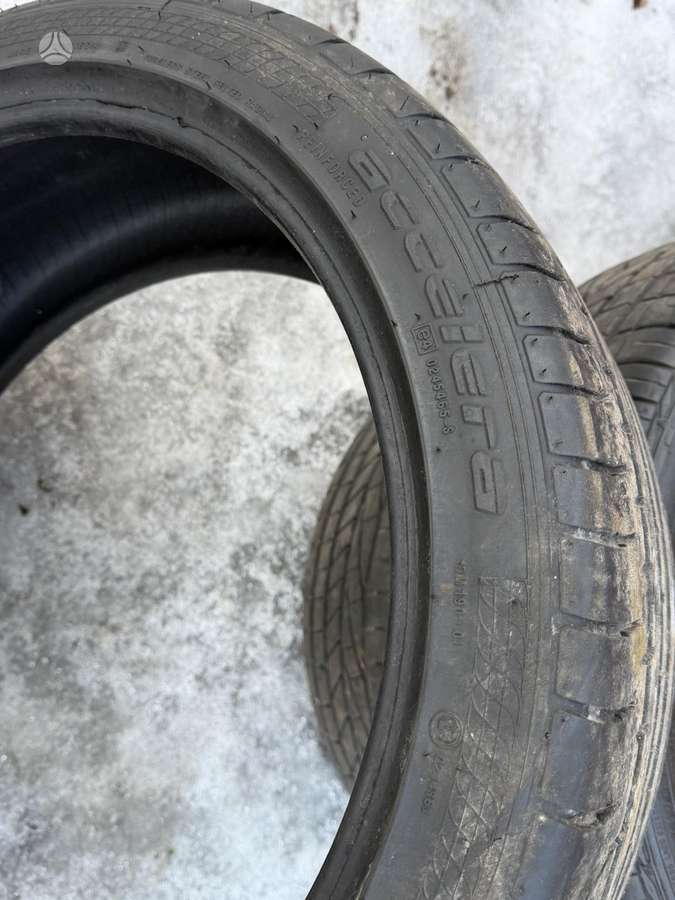 Goodyear Acelera, vasaras 245/40 R20