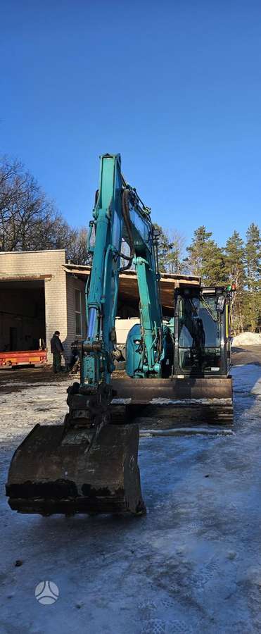 Kobelco SK85, ekskavatori