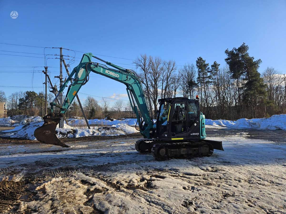 Kobelco SK85, ekskavatori
