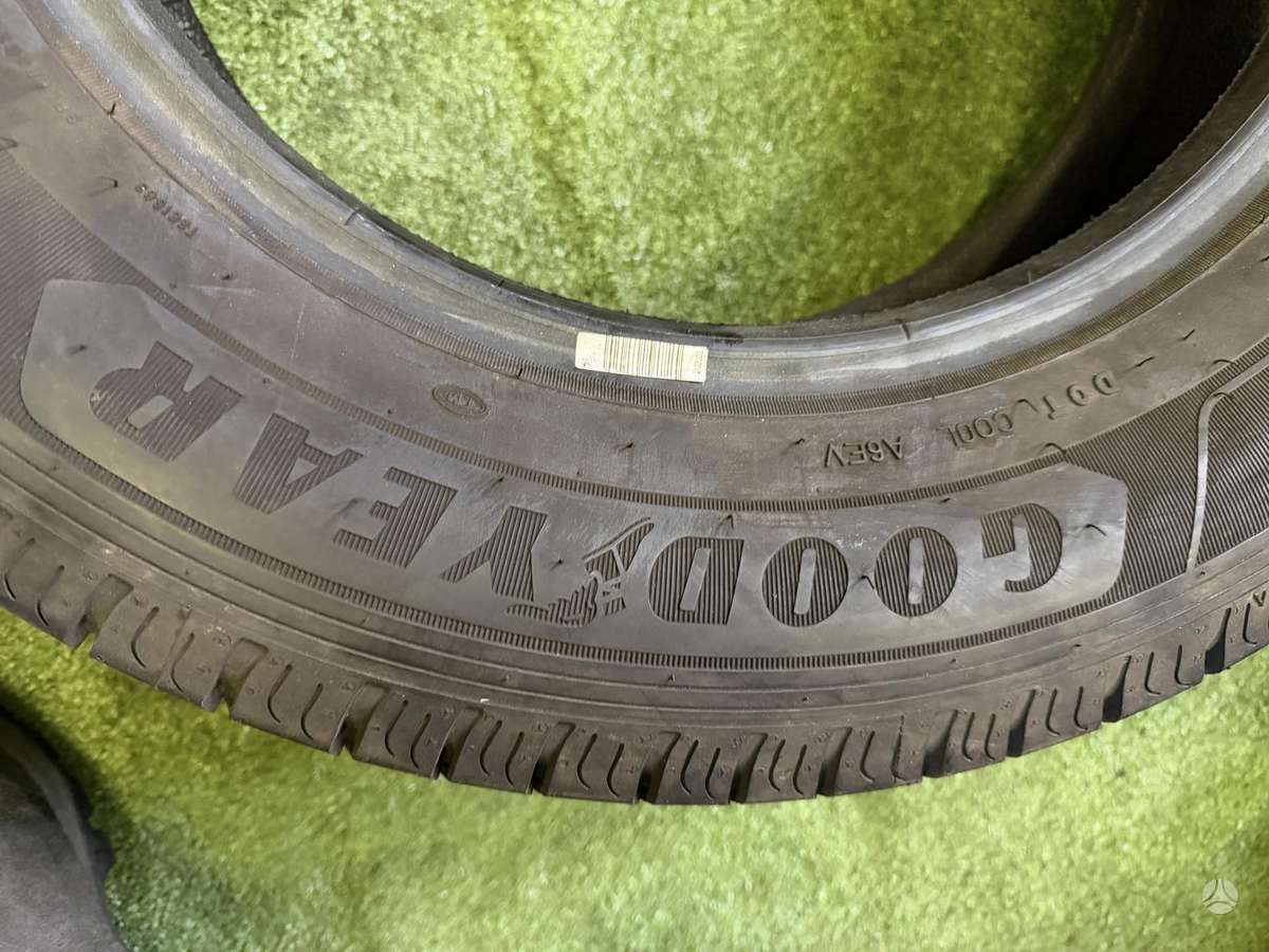 Goodyear 8mm, 2020m., летние 215/65 R16