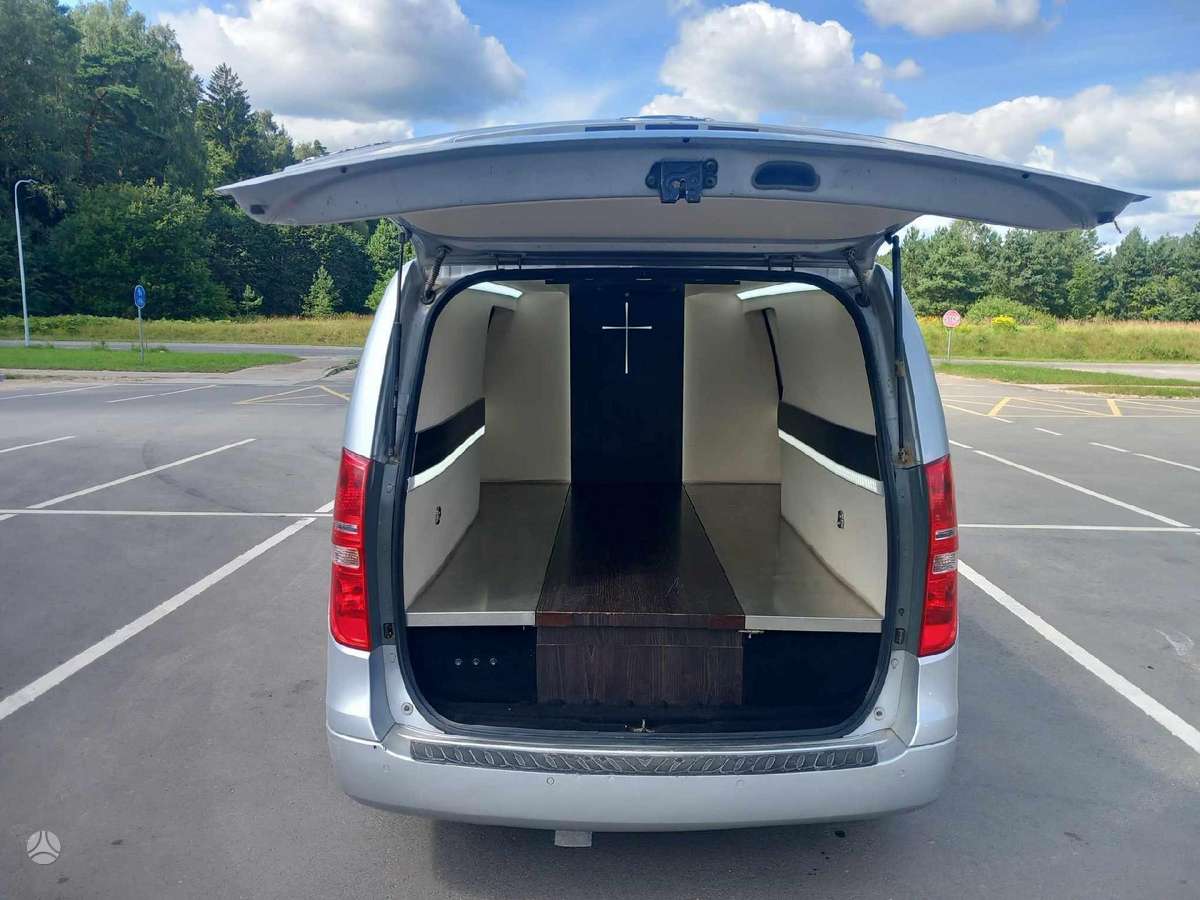 Hyundai H-1, hearses