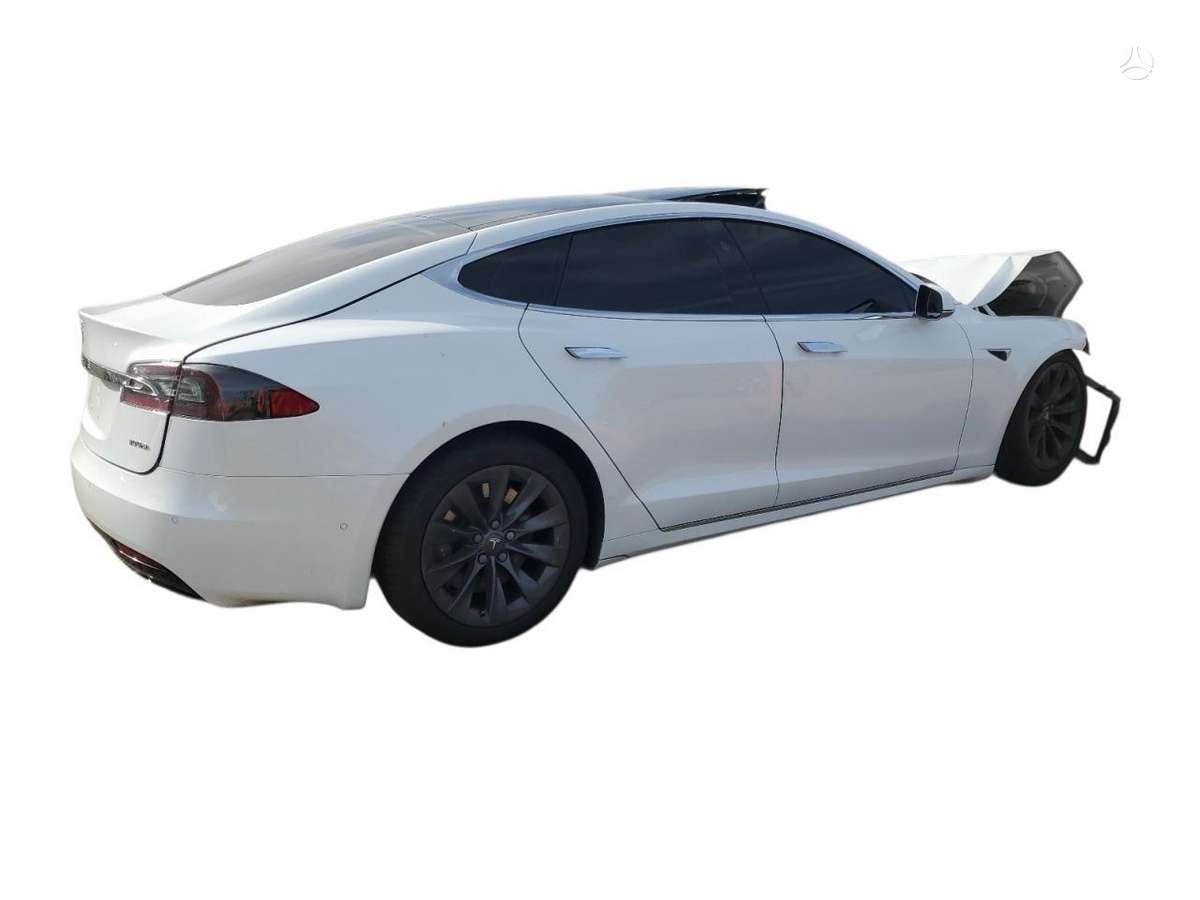 Tesla Model S dalimis