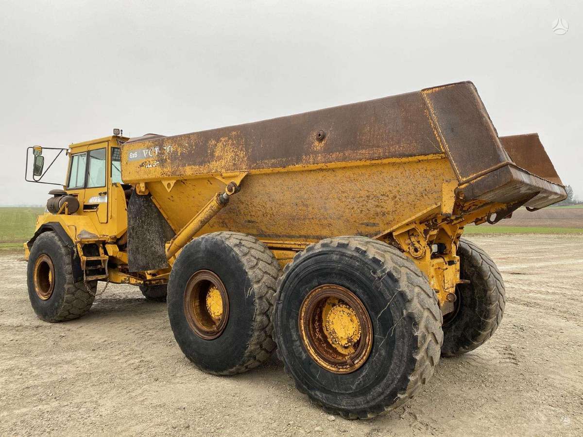 Volvo A25C, самосвалы