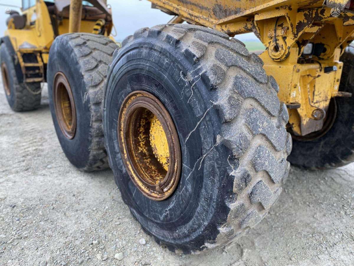 Volvo A25C, самосвалы