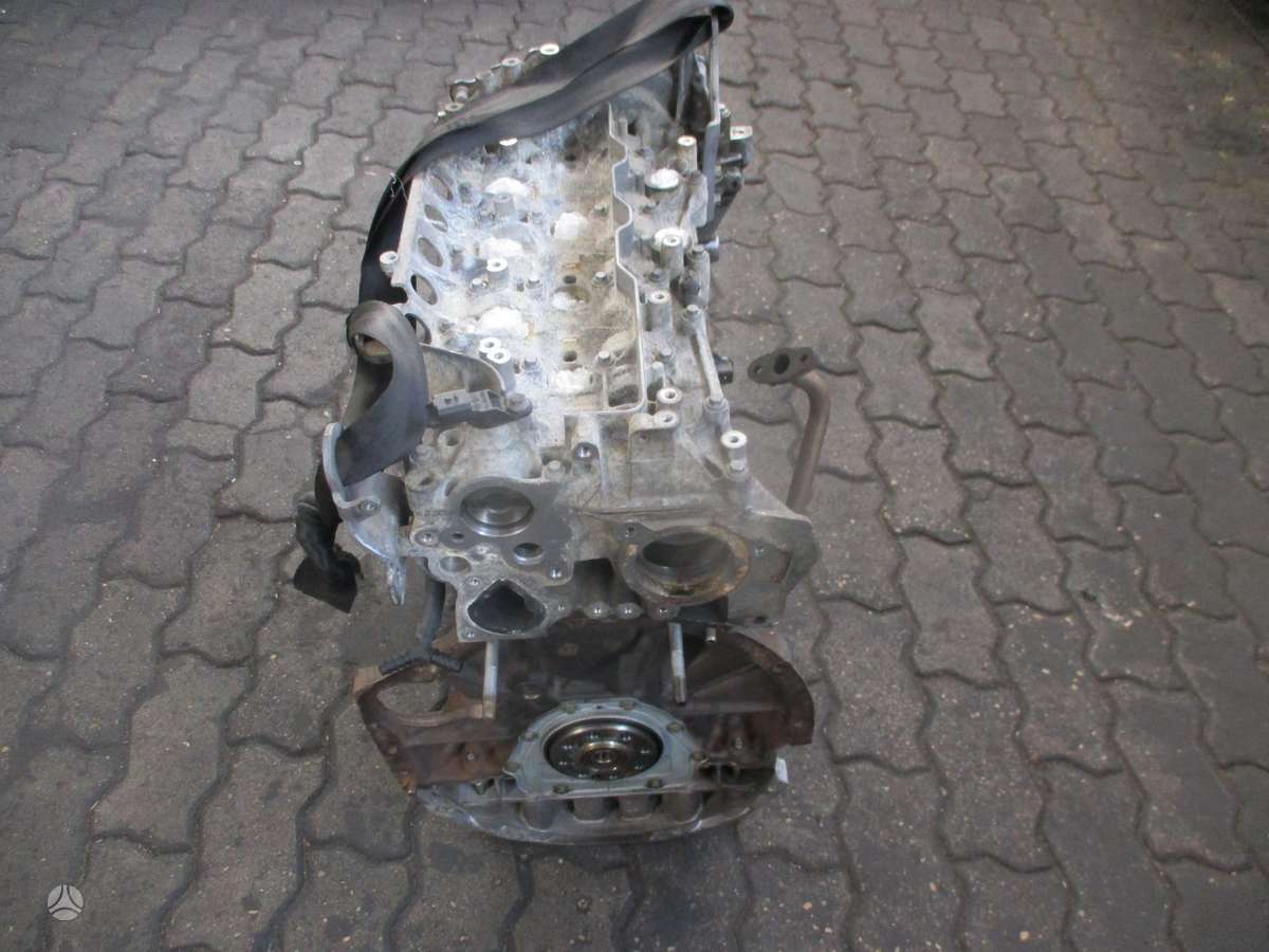 Renault Trafic Variklis 2 0d m9r 786