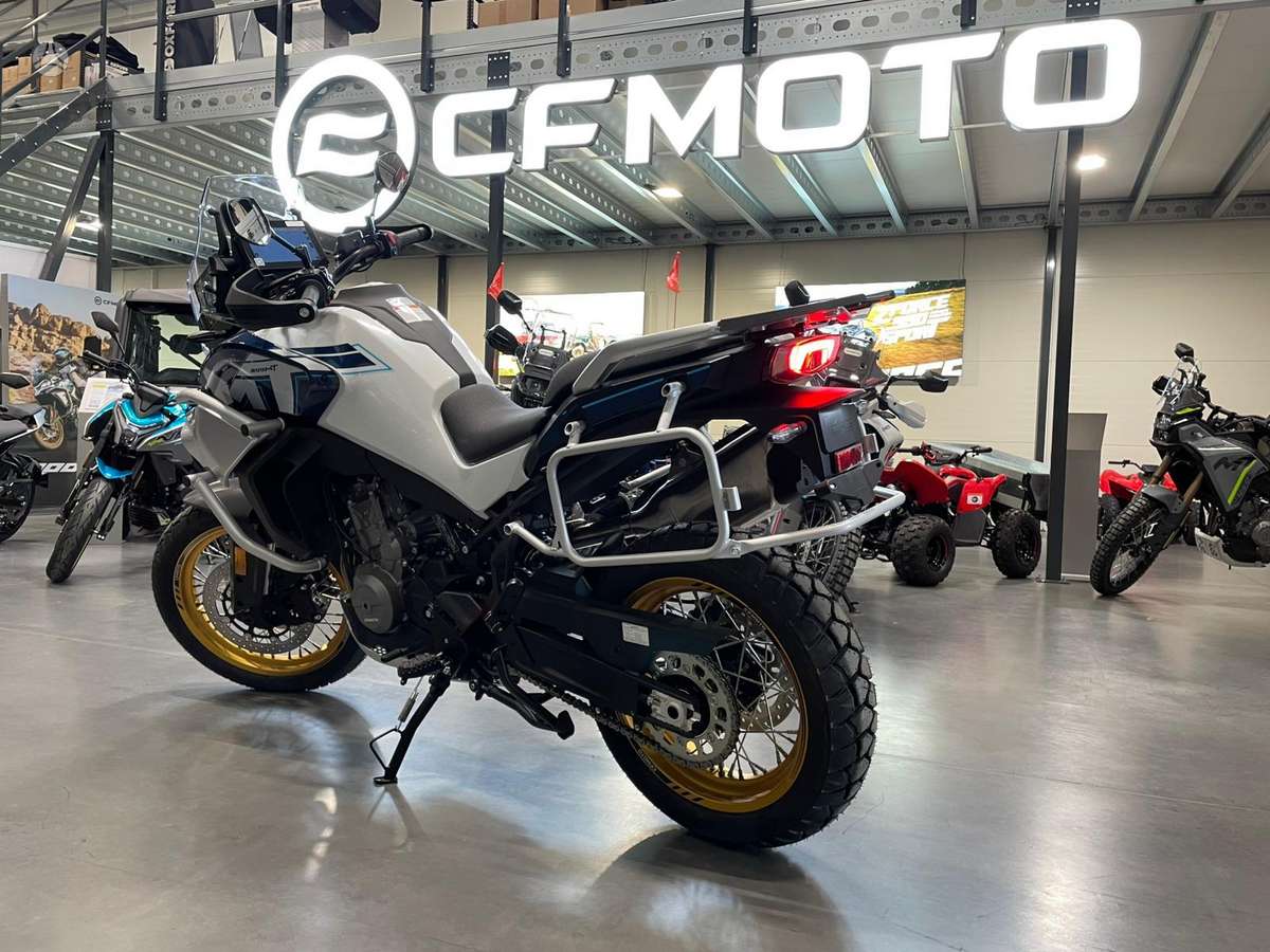 CFMOTO 800 Explore 800cc, touring / sport touring