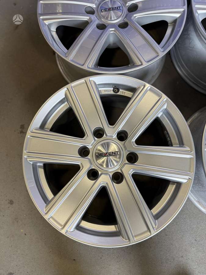 Dezent Land Cruiser, light alloy, R17