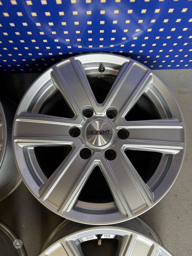 Dezent Land Cruiser, light alloy, R17
