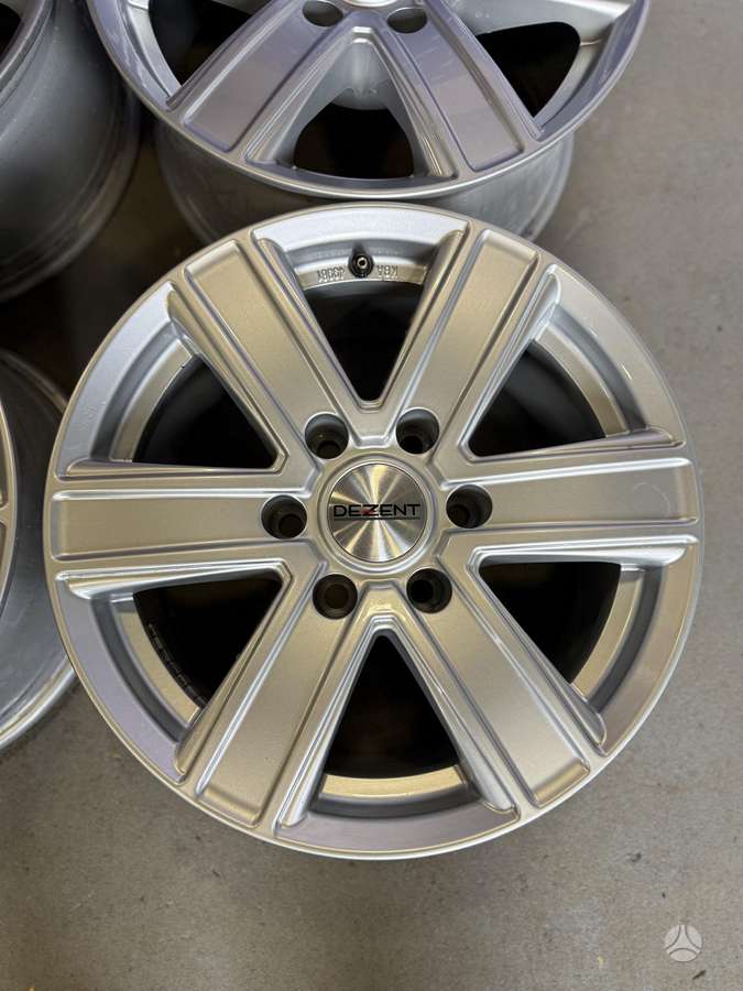 Dezent Land Cruiser, light alloy, R17