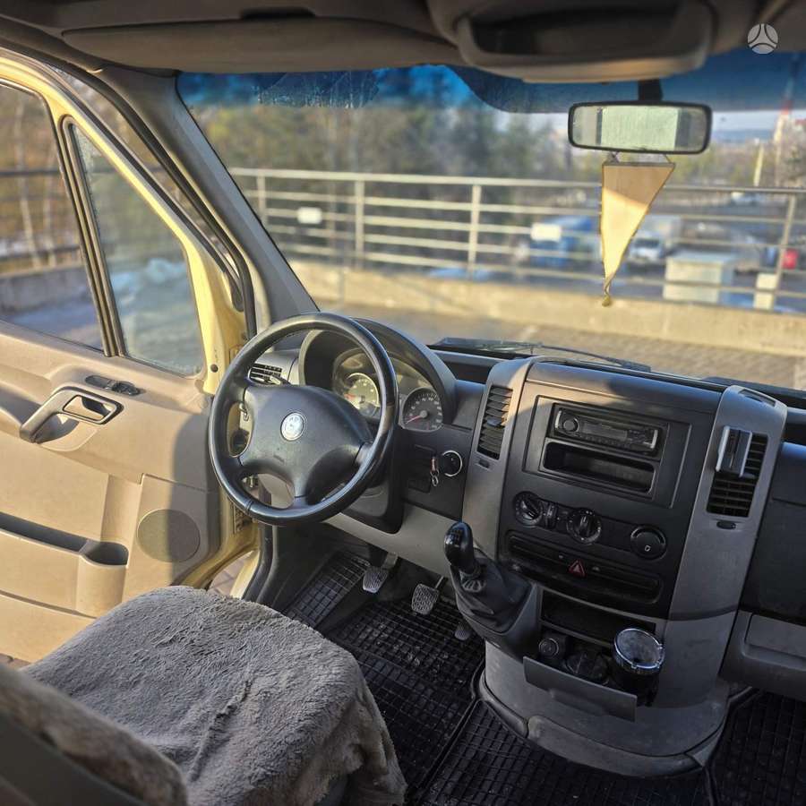 Volkswagen Crafter, 2.5 l., commercial