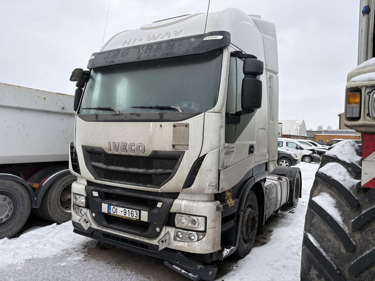 Iveco AS440T/P, double sleeper