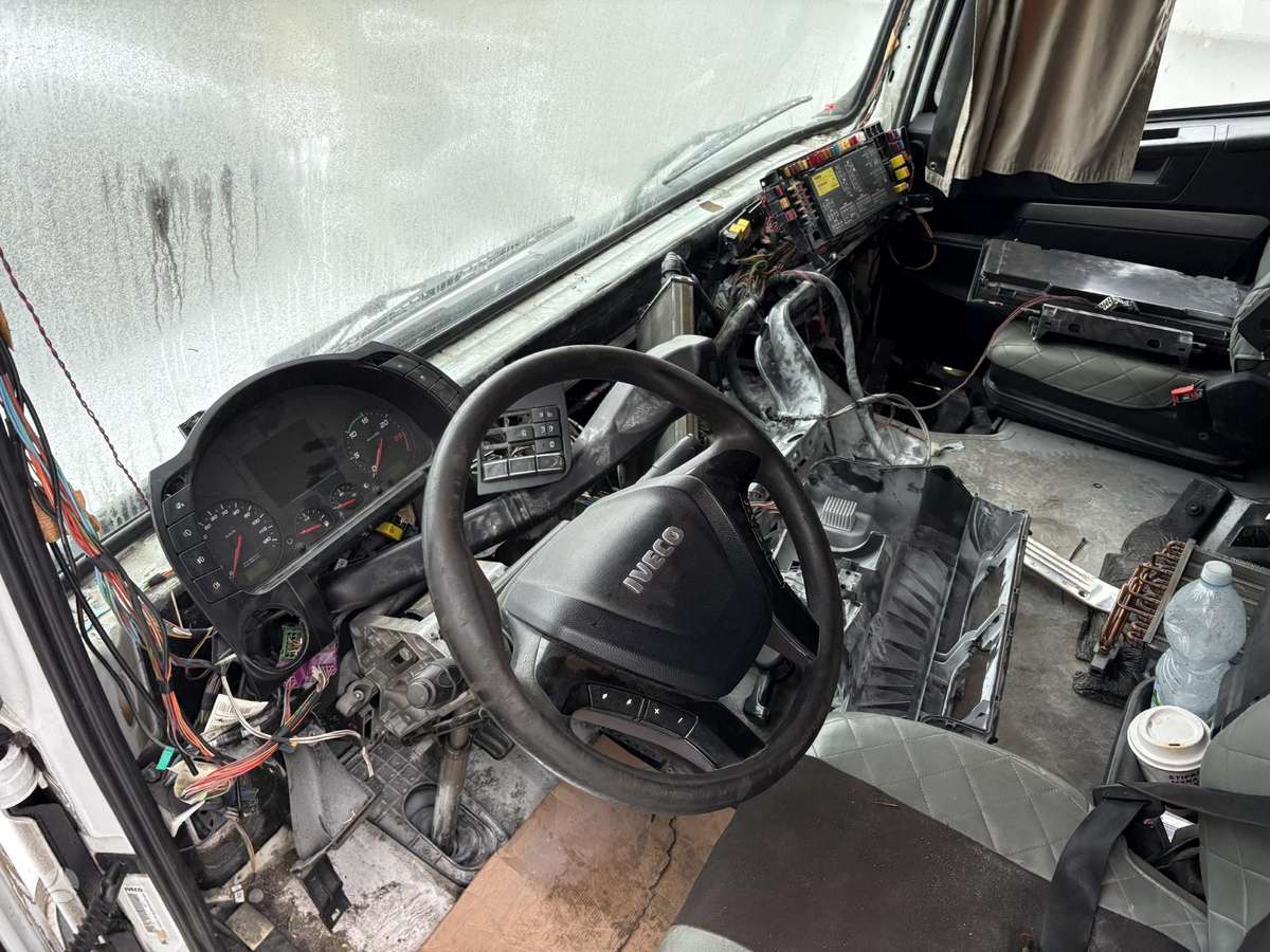 Iveco AS440T/P, double sleeper