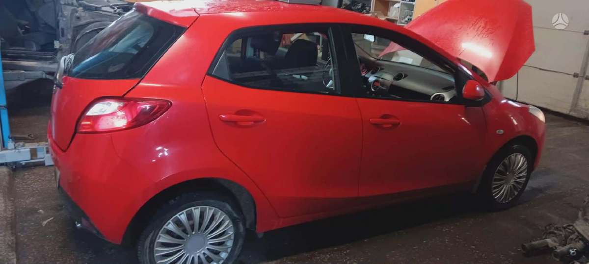 Mazda 2