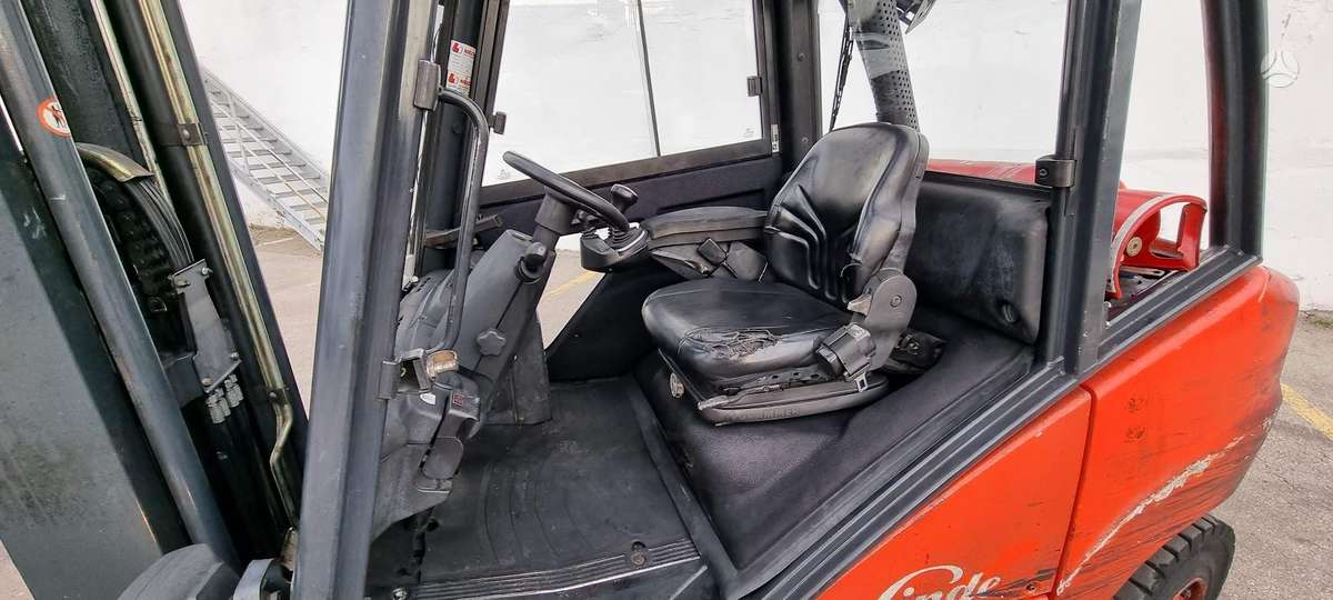Linde H30T, forklifts