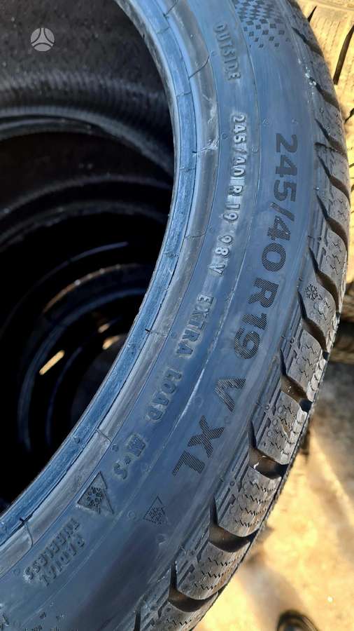 Continental, зимние 245/40 R19
