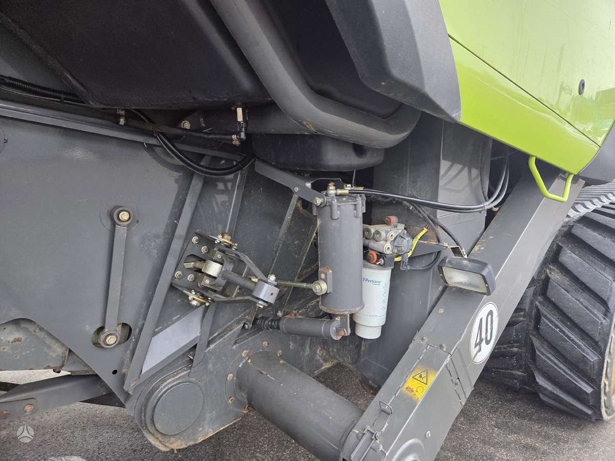 Claas Lexion 760 TT, combine harvesters