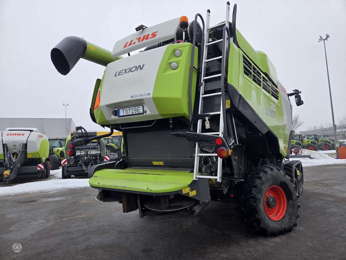 Claas Lexion 760 TT, combine harvesters