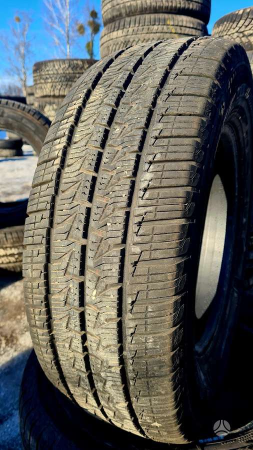 Continental, universalios 235/65 R16