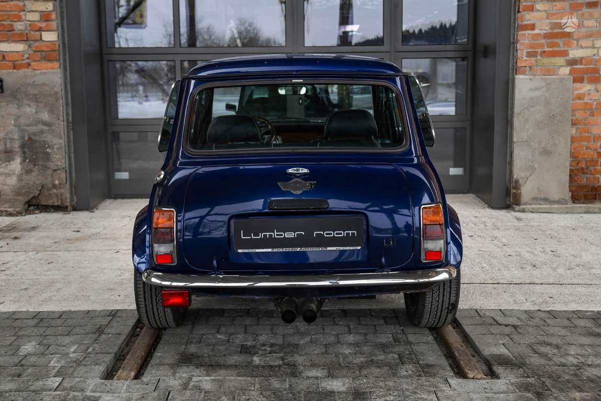 Mini Cooper, 1.3 l., hatchback
