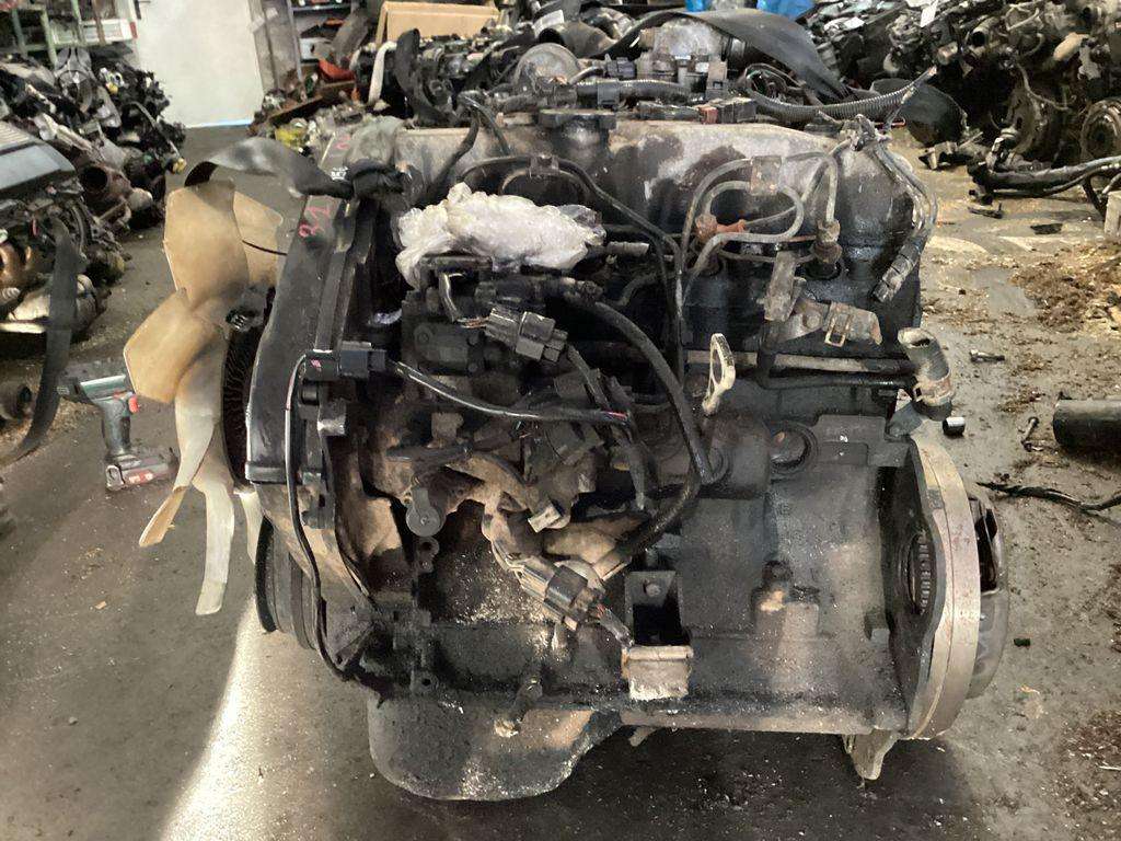 Mitsubishi L200, 4D56, gearbox, engine