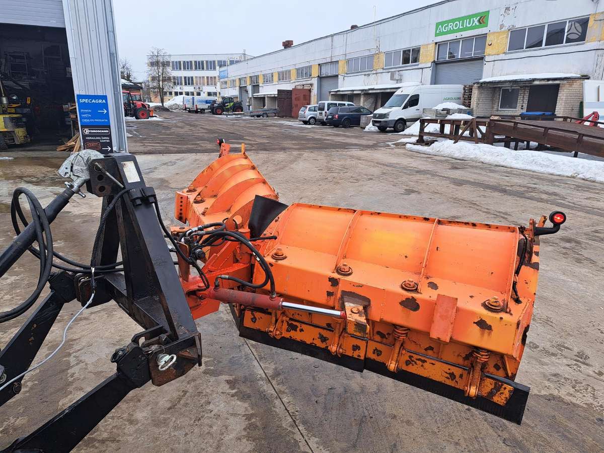MCMS GARNIACZ ŁAMANY ZL-280, snow plows