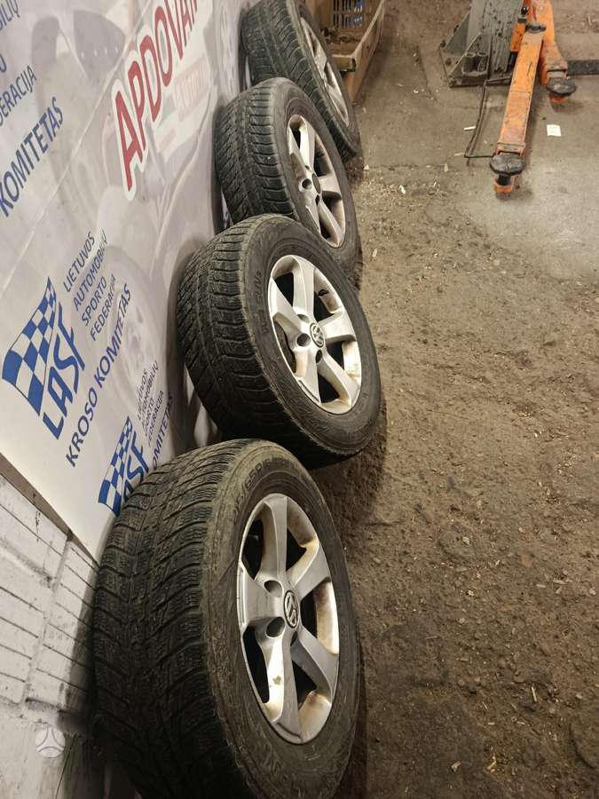 -Kita- Tiguan, lengvojo lydinio, R16