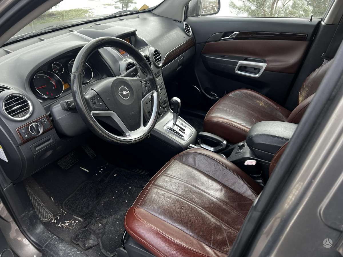 Opel Antara, 2.0 l., Минивэн