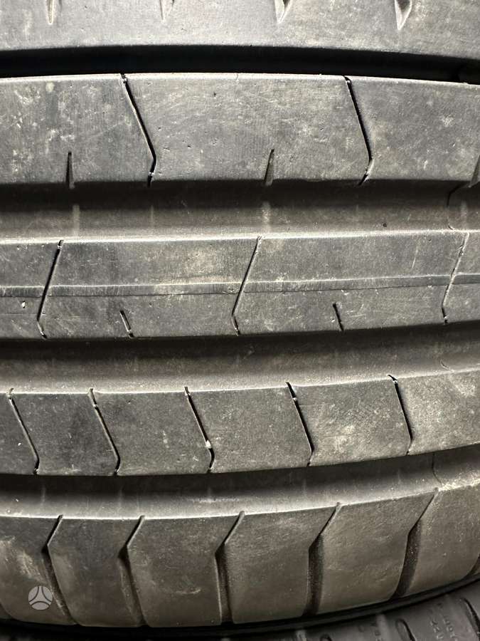 Pirelli, летние 275/35 R22