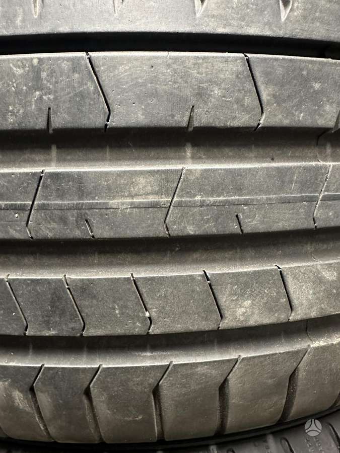 Pirelli, vasarinės 275/35 R22