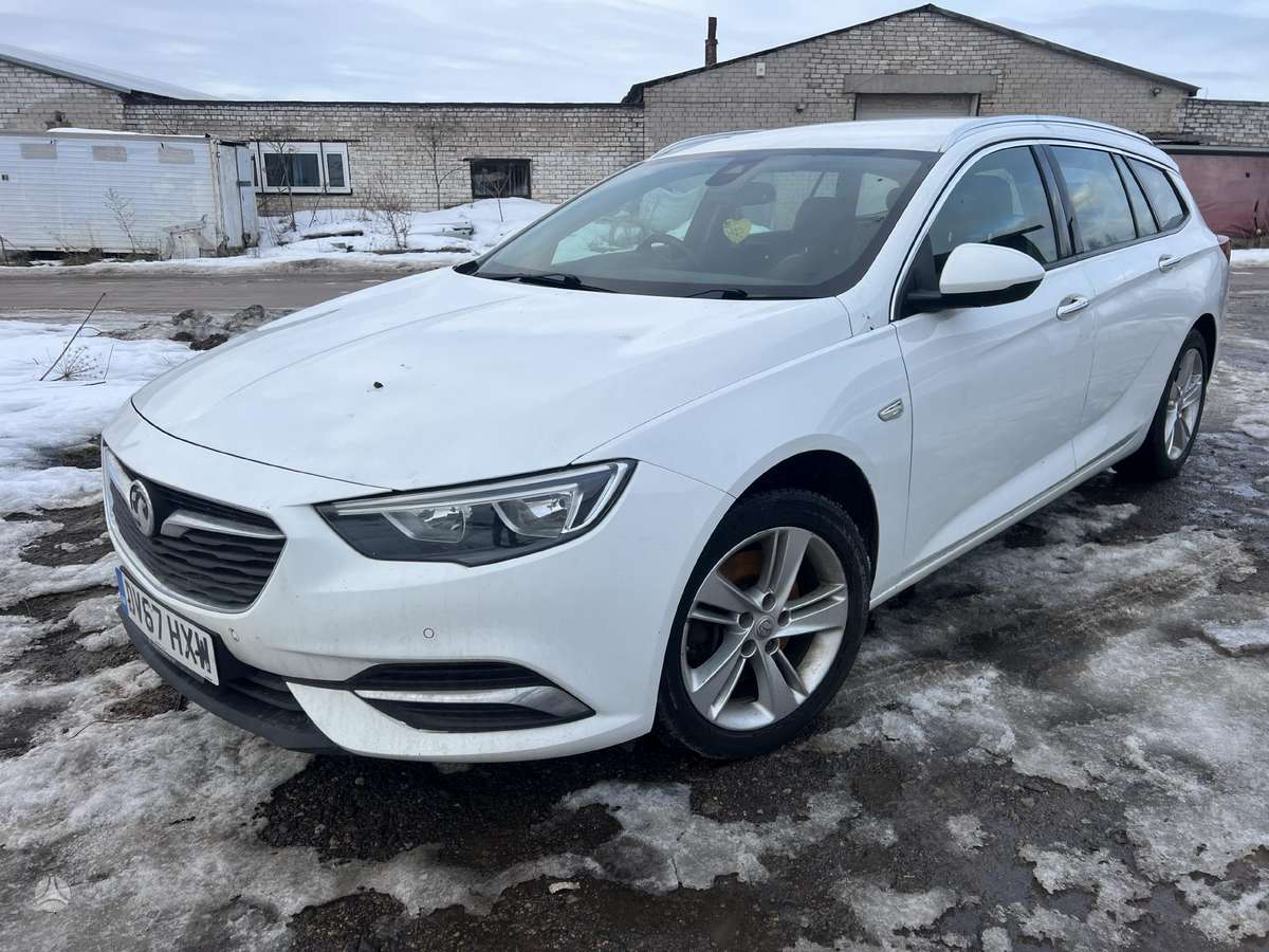 Opel Insignia dalimis