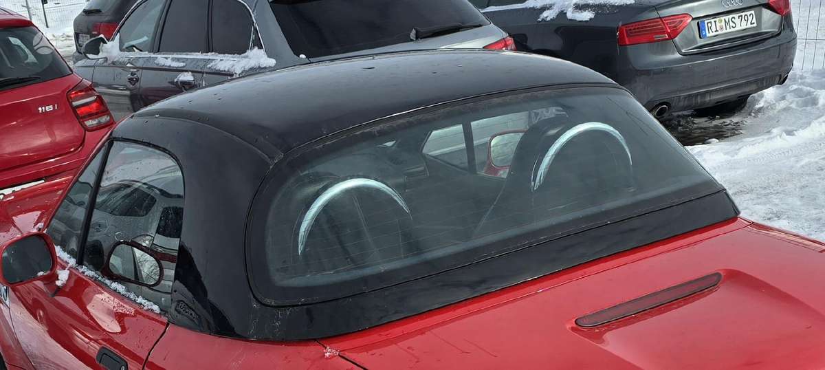 BMW Z3, 8410488, крыша