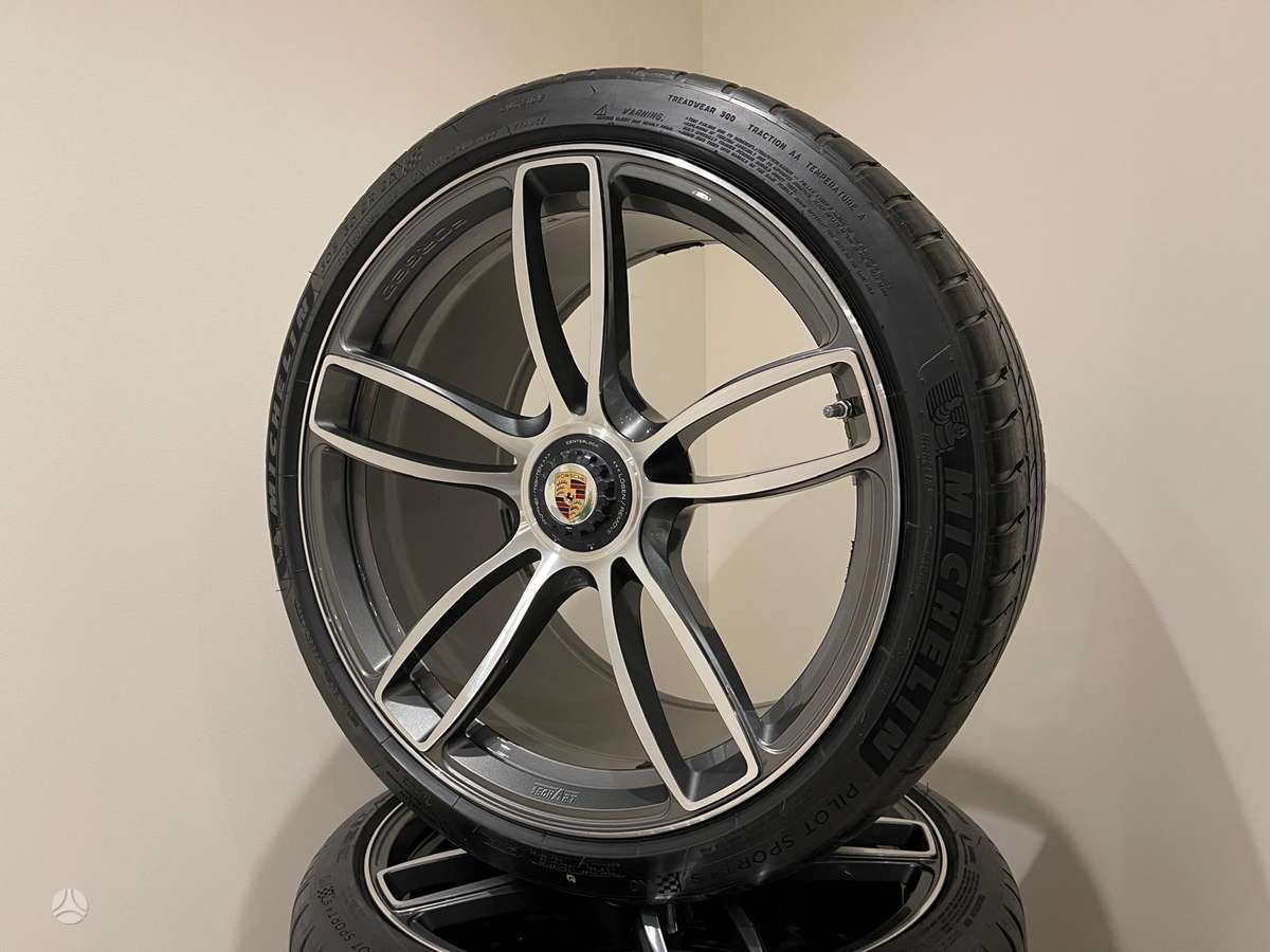Porsche 911 Techart, light alloy, R20