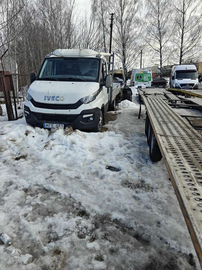 Iveco Daily, preču