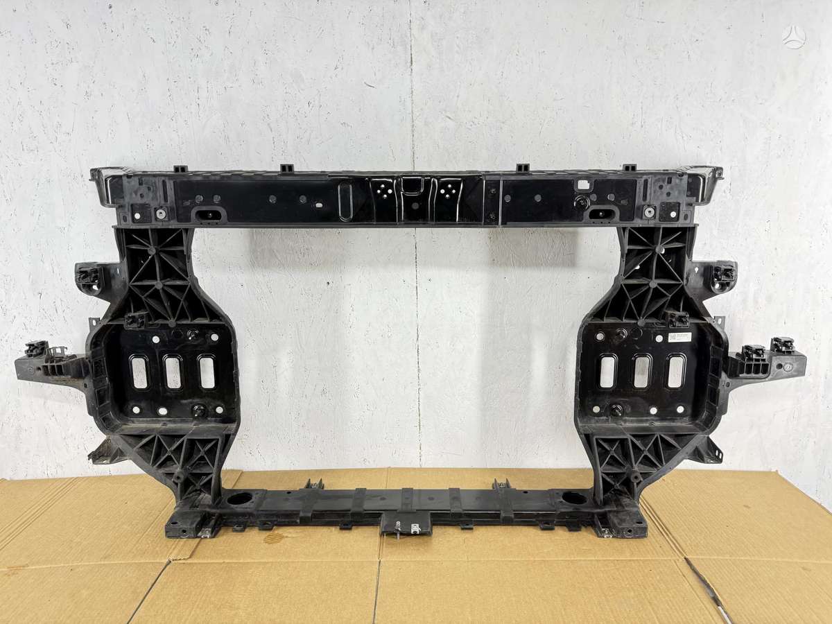 Kia EV9, 64101-DO000