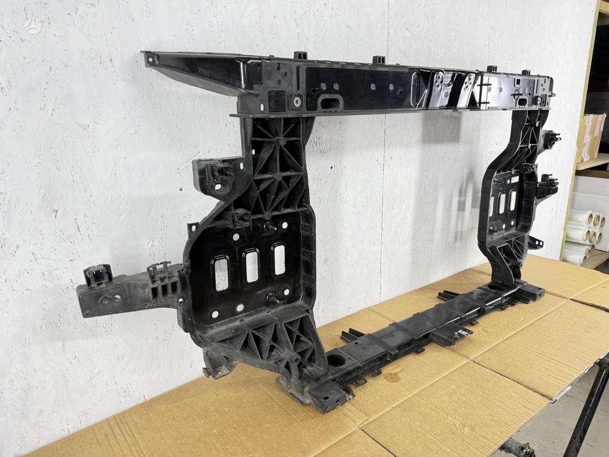 Kia EV9, 64101-DO000