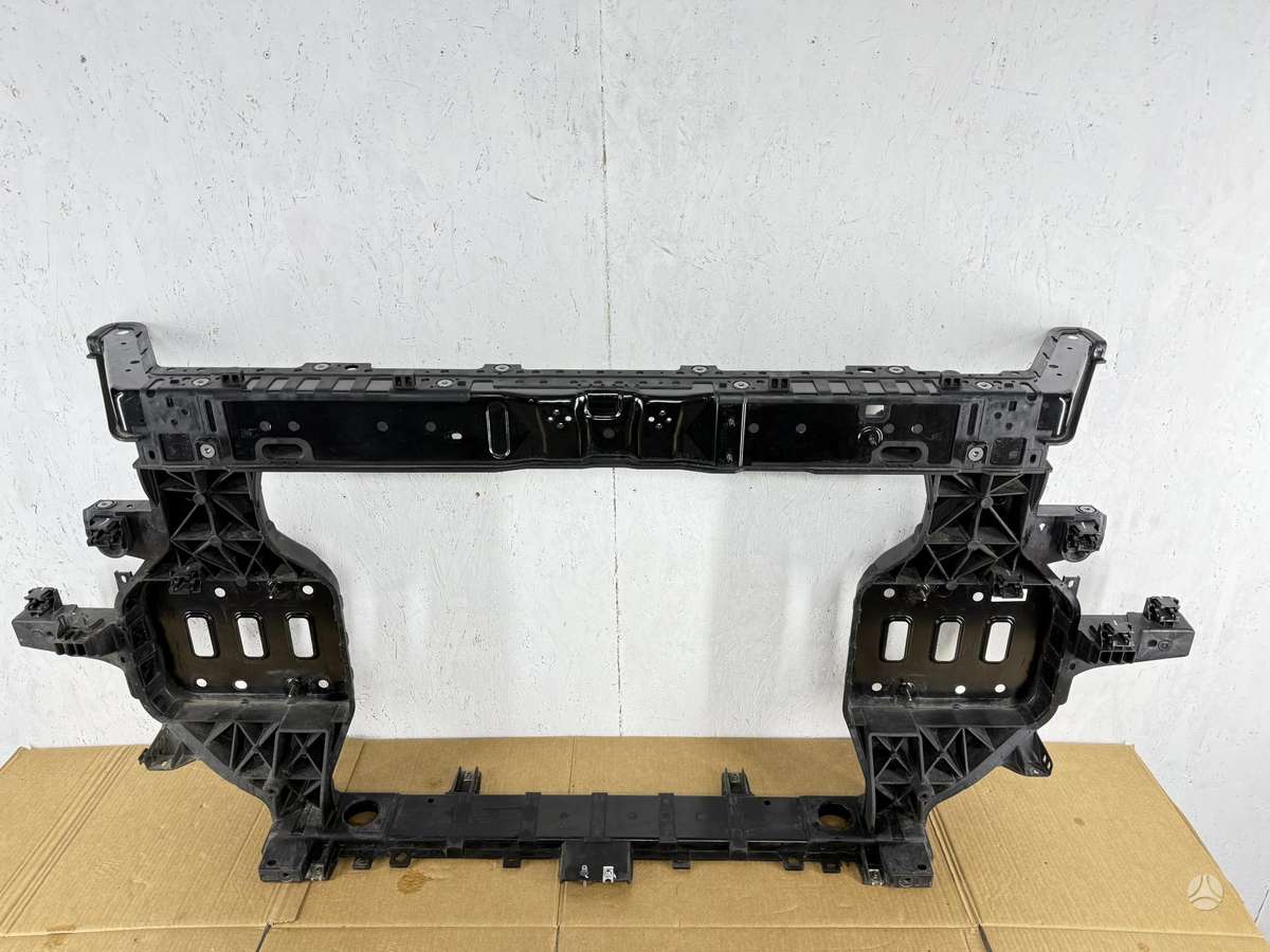 Kia EV9, 64101-DO000