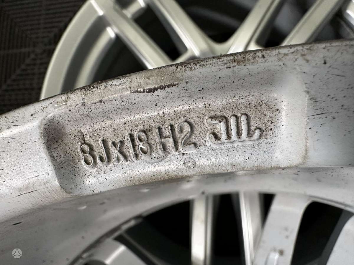Audi A6 / C7, light alloy, R18